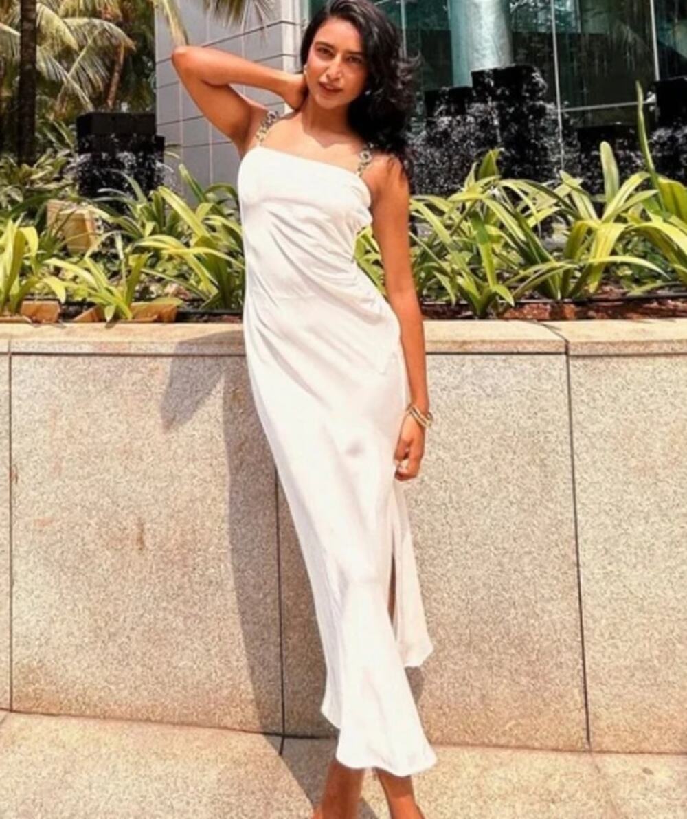 Zara White Satin Effect Spaghetti Strap Maxi / Midi Dress with Slit Size Small
